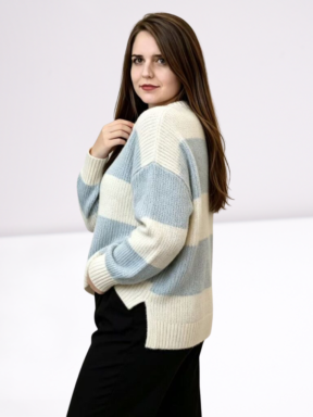 Ladies Sweater